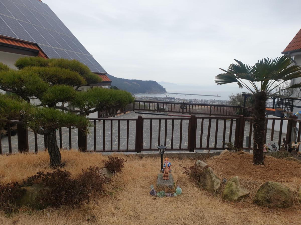 Herkules Namhae German Village Exterior foto