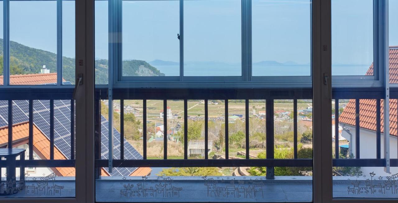 Herkules Namhae German Village Exterior foto
